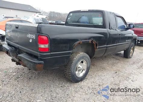 1999 Dodge Ram 1500 St from USA, damaged, VIN 3B7HF13Z5XM551985